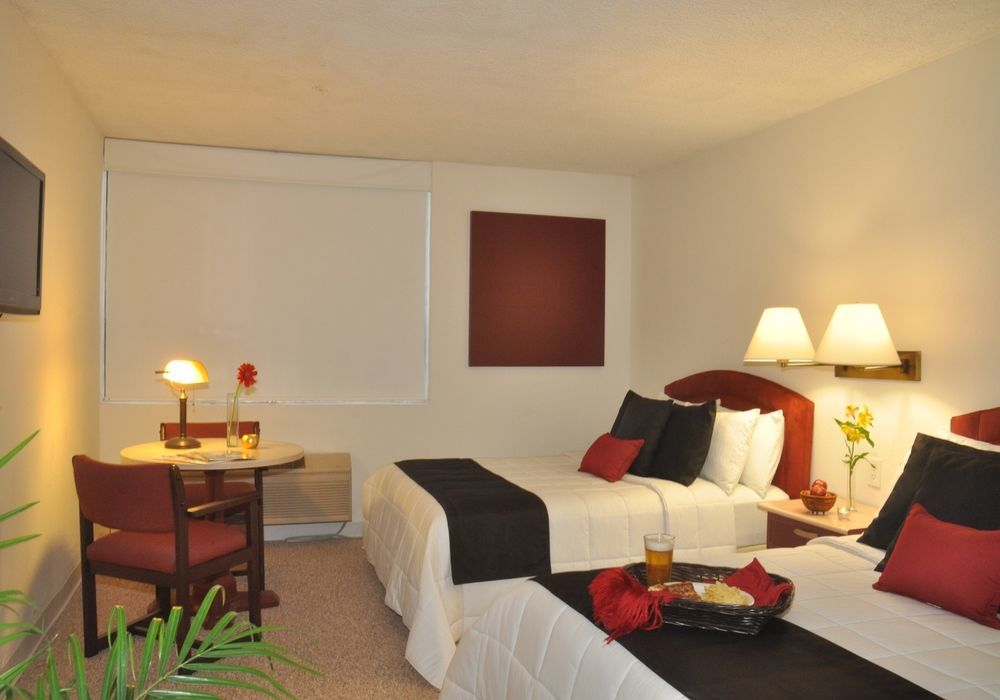 Clarion Inn Near Mcallen Airport McAllen Exterior foto